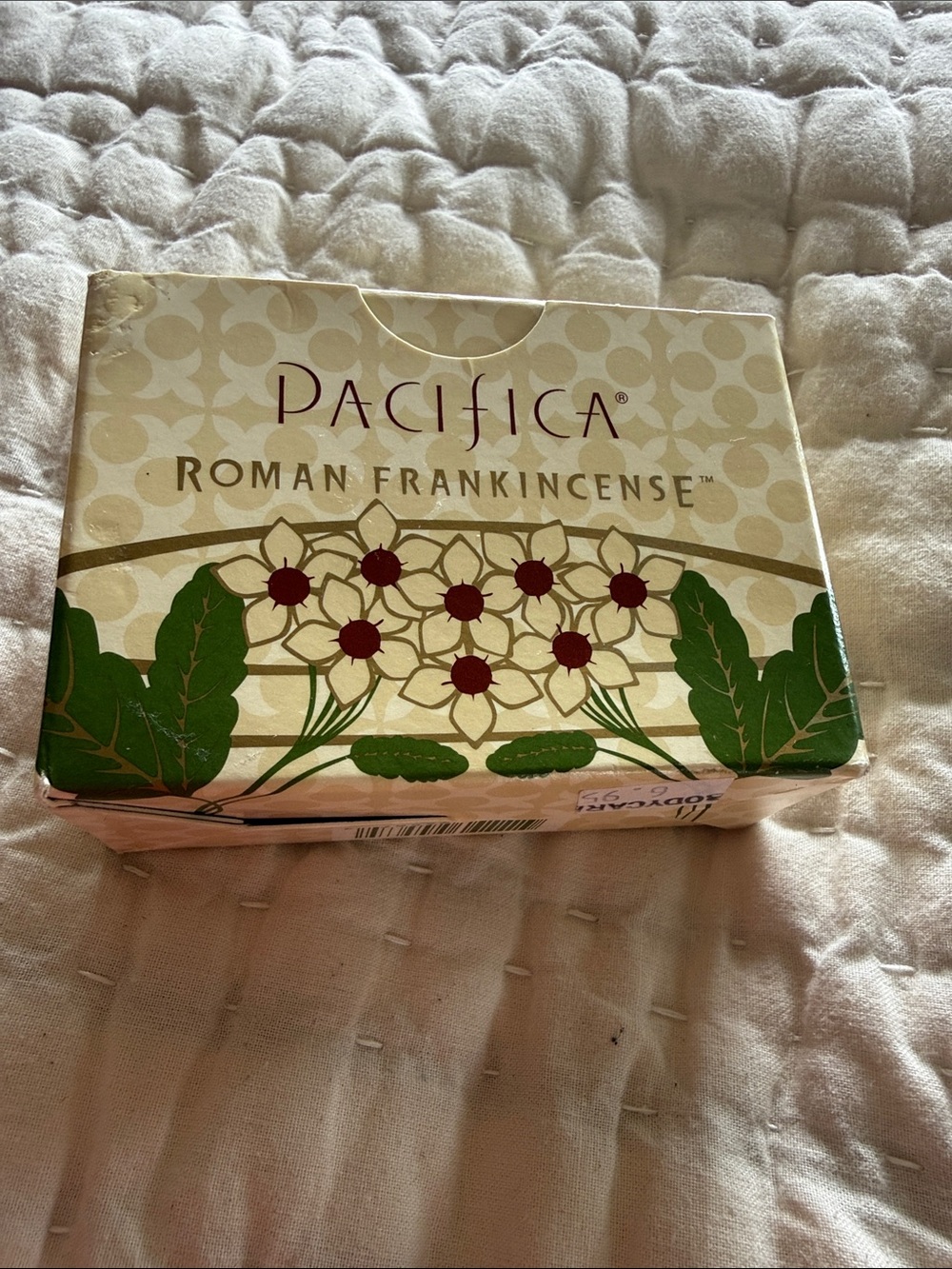 Pacifica Roman Frankincense Soap Box - Cream, Green & Maroon